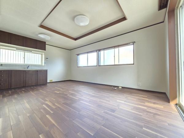 山武市 成東(さんむし なるとう)のリビング画像