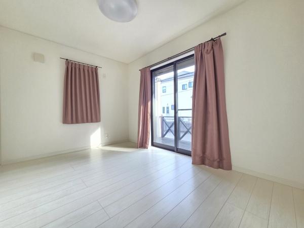 東金市 日吉台1丁目の洋室画像