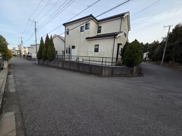 東金市 日吉台1丁目の前面道路含む現地写真画像