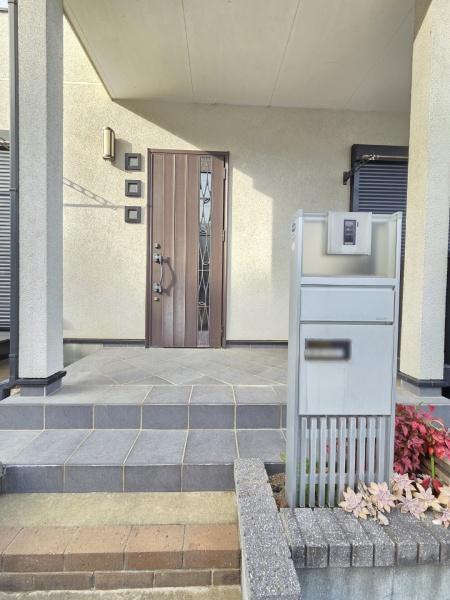 東金市 日吉台1丁目の玄関画像