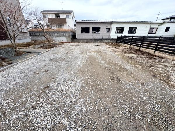 富里市　御料（とみさとし　ごりょう）の駐車場画像