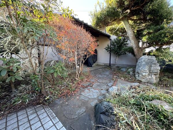 山武郡芝山町新井田(さんぶぐん しばやままち にいだ)の玄関画像