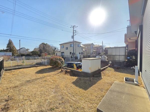 八街市勢田の中古一戸建の庭画像