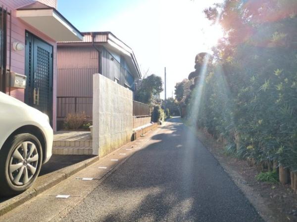 大網白里市　永田（おおあみしらさとし　ながた）の前面道路含む現地写真画像