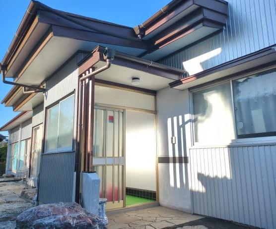 大網白里市　永田（おおあみしらさとし　ながた）の玄関画像