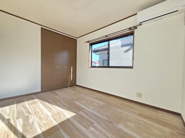 大網白里市 上貝塚の洋室画像