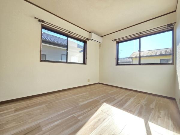 大網白里市 上貝塚の洋室画像