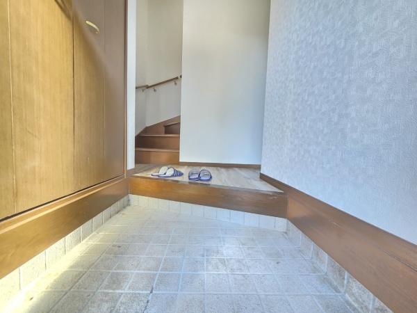 大網白里市 上貝塚の玄関画像