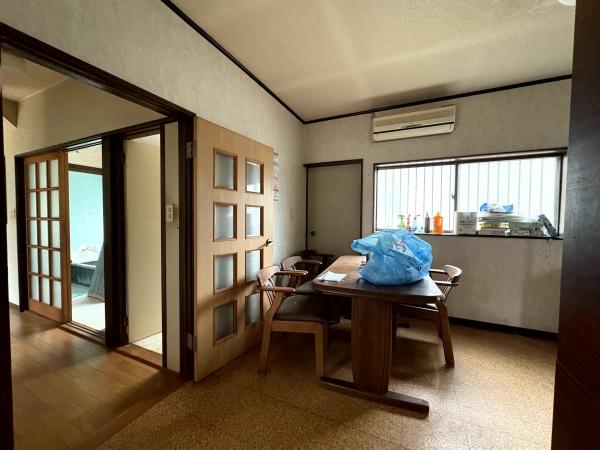 八街市　八街い（やちまたし　やちまた　い）のリビング画像