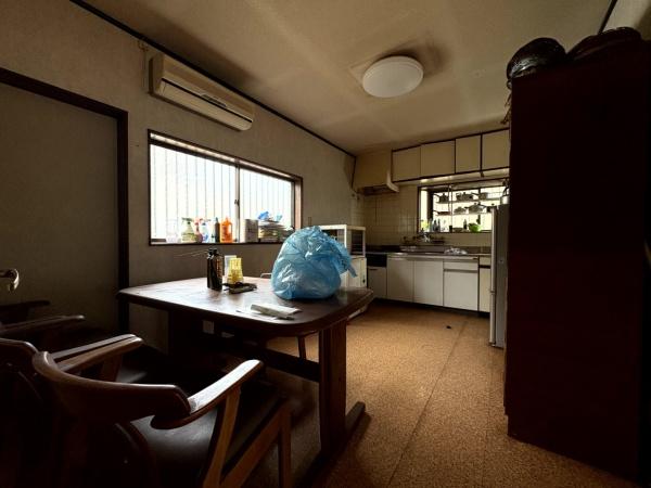 八街市　八街い（やちまたし　やちまた　い）のリビング画像