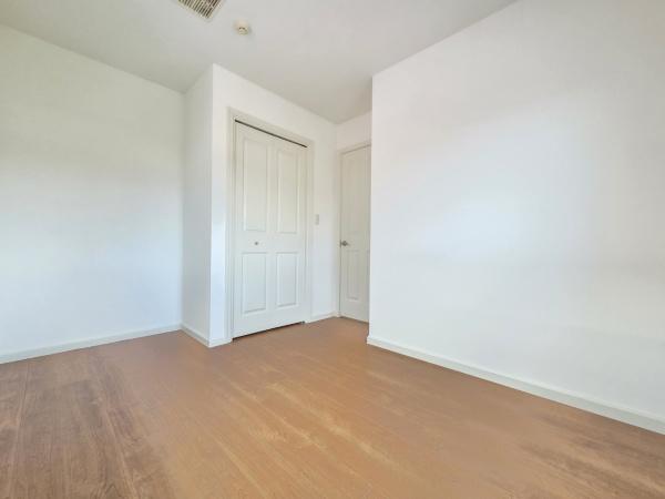 大網白里市 季美の森南5丁目の洋室画像