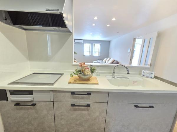 成田市　並木町　全３区画　１号棟のキッチン画像