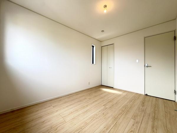 クレイドルガーデン 八街市富山 第1全1棟1号棟の洋室画像
