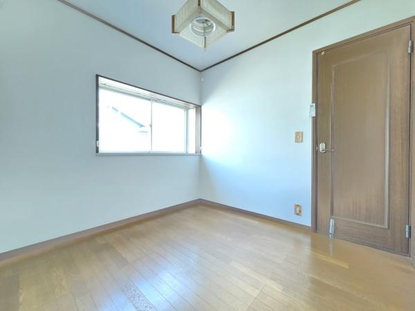 東金市　極楽寺　（とうがねし　ごくらくじ）の洋室画像