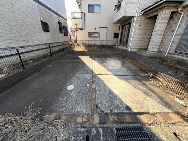 八街市　文違（やちまたし　ひじかい）の駐車場画像