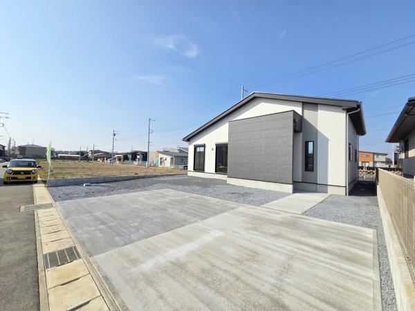 富里市　御料　１期　全３棟　１号棟の駐車場画像