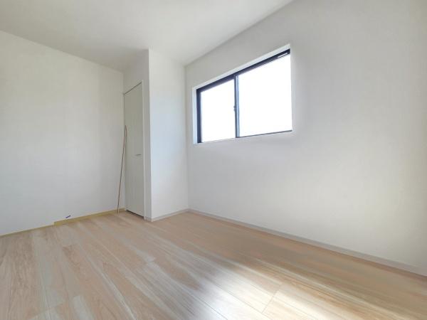 富里市　御料　１期　全３棟　１号棟の洋室画像