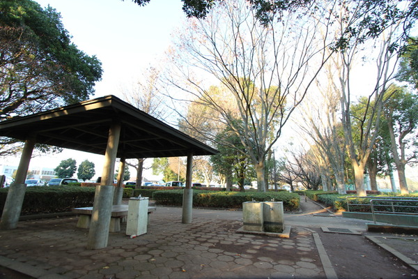 富里市 御料 1期 全3棟 3号棟の公園画像