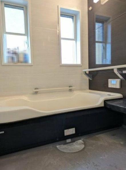 東金市　八坂台（トウガネシヤサカダイ）のバス画像