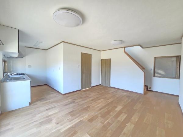 大網白里市 南横川のリビング画像