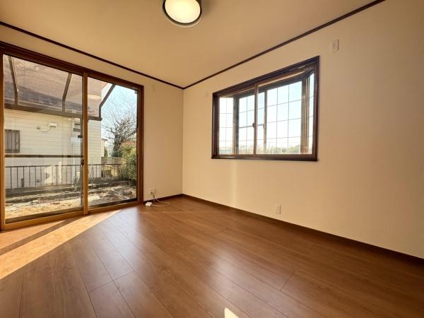 富里市　七栄（とみさとし　ななえ）のリビング画像