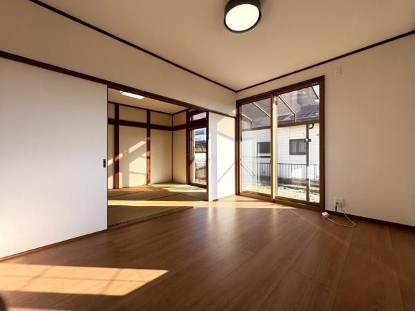 富里市　七栄（とみさとし　ななえ）のリビング画像