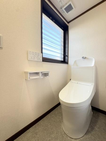 富里市　七栄（とみさとし　ななえ）のトイレ画像