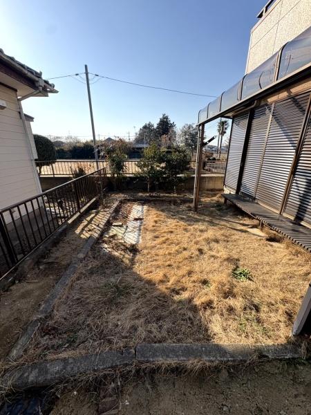 富里市　七栄（とみさとし　ななえ）の庭画像