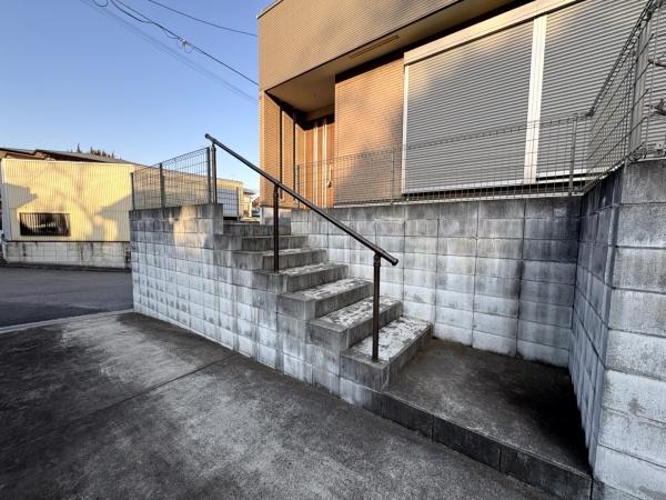 富里市 根木名(とみさとし ねこな)の前面道路含む現地写真画像