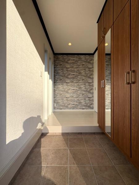 富里市 根木名(とみさとし ねこな)の玄関画像