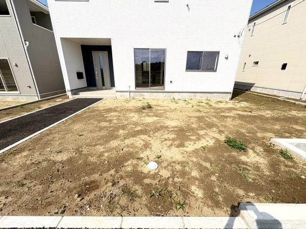 クレイドルガーデン富里市七栄 第33全14棟6号棟の庭画像