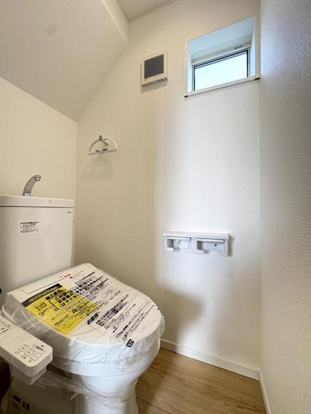 クレイドルガーデン富里市七栄　第33全14棟７号棟のトイレ画像