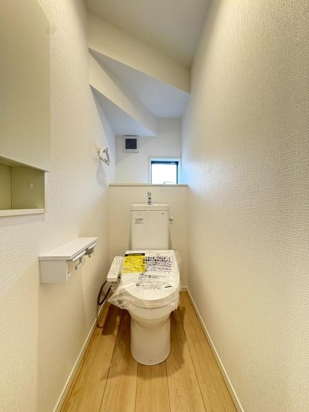 クレイドルガーデン富里市七栄　第33全14棟８号棟のトイレ画像
