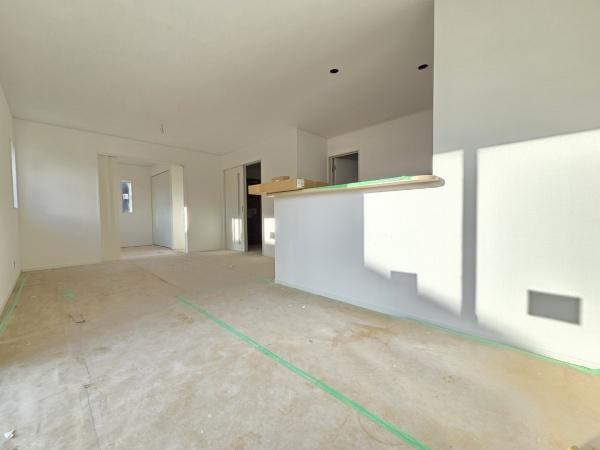 クレイドルガーデン富里市七栄　第33全14棟14号棟のリビング画像