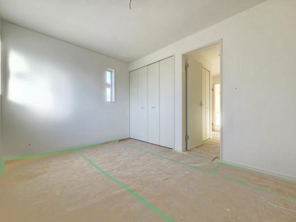 クレイドルガーデン富里市七栄　第33全14棟14号棟の洋室画像