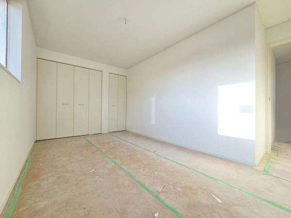 クレイドルガーデン富里市七栄　第33全14棟14号棟の洋室画像