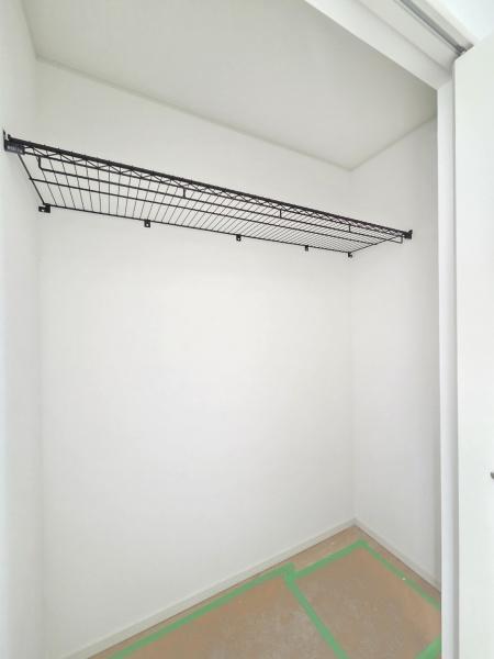 クレイドルガーデン富里市七栄　第33全14棟14号棟の収納画像