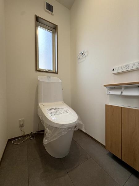 フェリディアガーデン成田市大清水 全2棟1号棟のトイレ画像