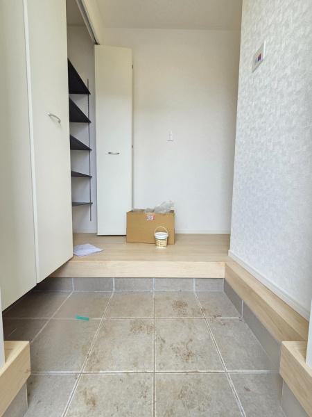 クレイドルガーデン富里市七栄第34・7棟・1号棟の玄関画像