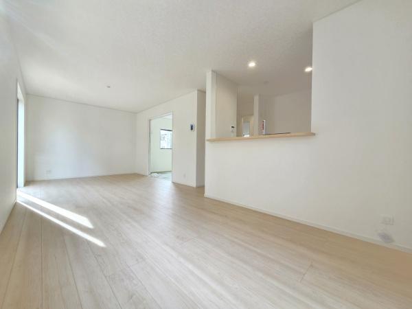 クレイドルガーデン富里市七栄第34・7棟・1号棟のリビング画像