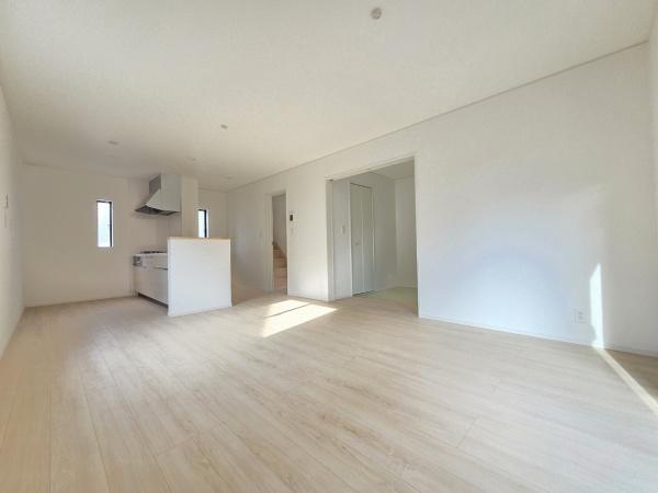 クレイドルガーデン富里市七栄第34・7棟・2号棟のリビング画像