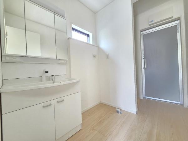 クレイドルガーデン富里市七栄第34・7棟・2号棟の洗面台・洗面所画像