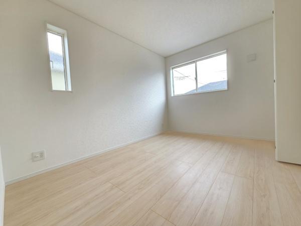 クレイドルガーデン富里市七栄第34・7棟・５号棟の洋室画像