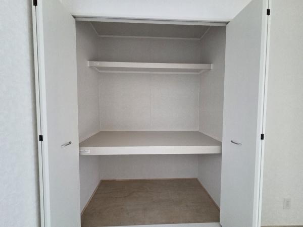 クレイドルガーデン富里市七栄第34・7棟・５号棟の収納画像