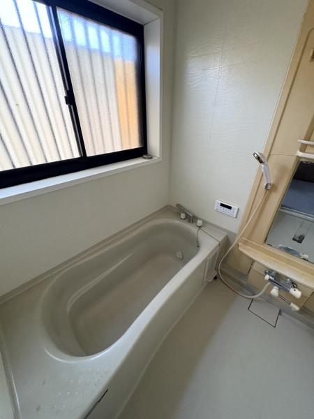 八街市 八街ろ(やちまたし やちまた ろ)のバス画像