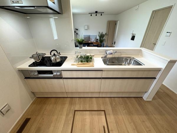 リナージュ佐倉市千成3丁目第1期全1棟1号棟のキッチン画像