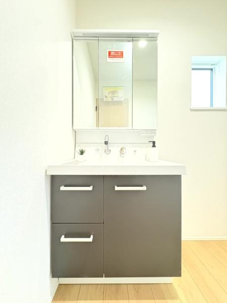 リナージュ佐倉市千成3丁目第1期全1棟1号棟の洗面台・洗面所画像