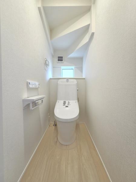 リナージュ　富里市七栄　第３期　全１棟　１号棟のトイレ画像