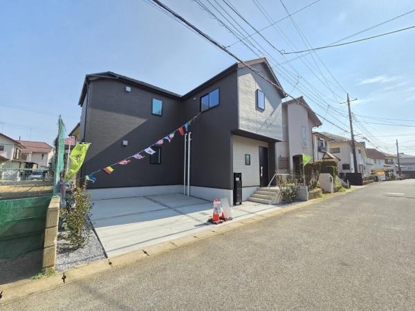 リナージュ　富里市七栄　第３期　全１棟　１号棟の前面道路含む現地写真画像