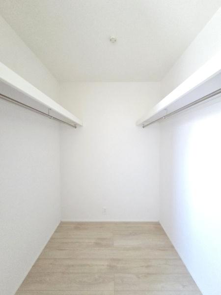 リナージュ　富里市七栄　第３期　全１棟　１号棟の収納画像